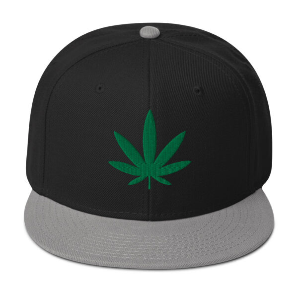 Pot Leaf Cap